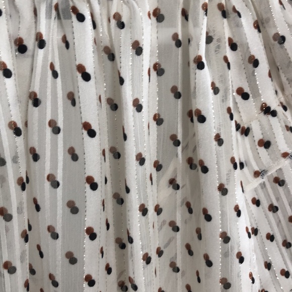 NWOT Printed Express Blouse - Picture 6 of 6